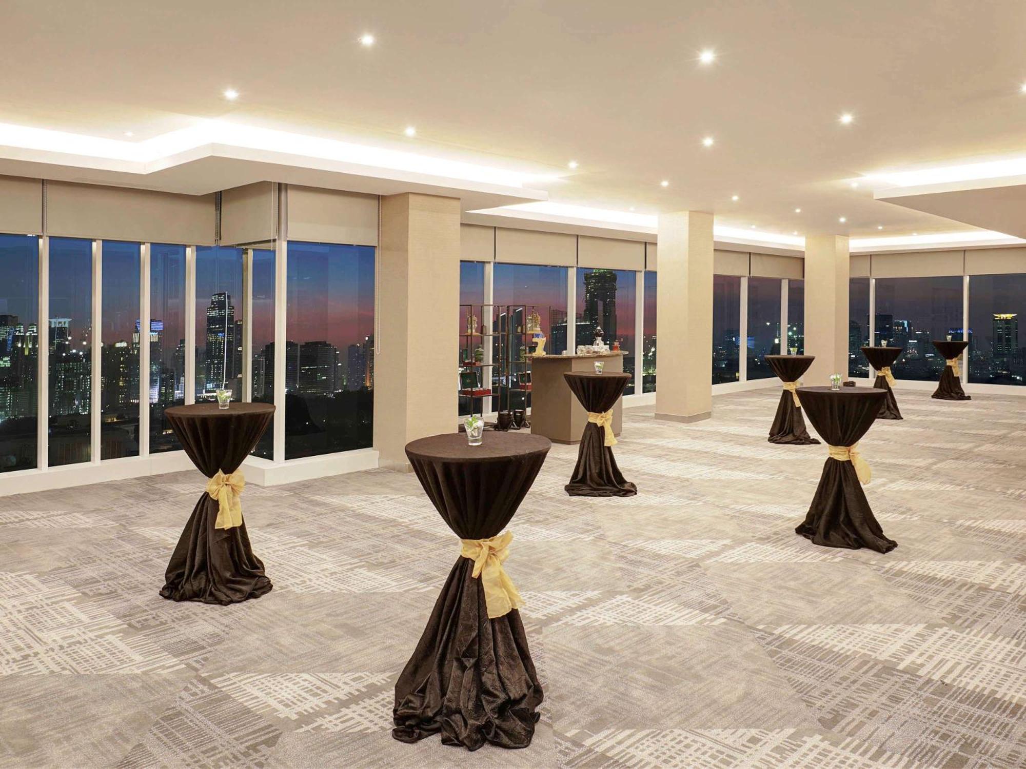 Novotel Jakarta Cikini Eksteriør bilde